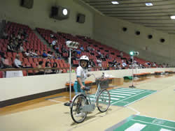 子ども自転車大会指導イメージ